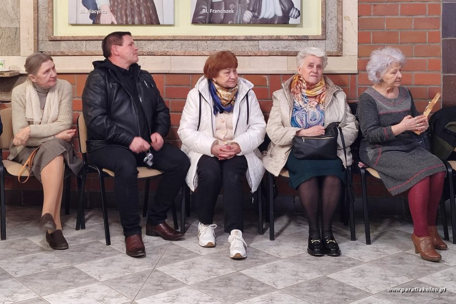 28 Spotkanie w atelier.jpg